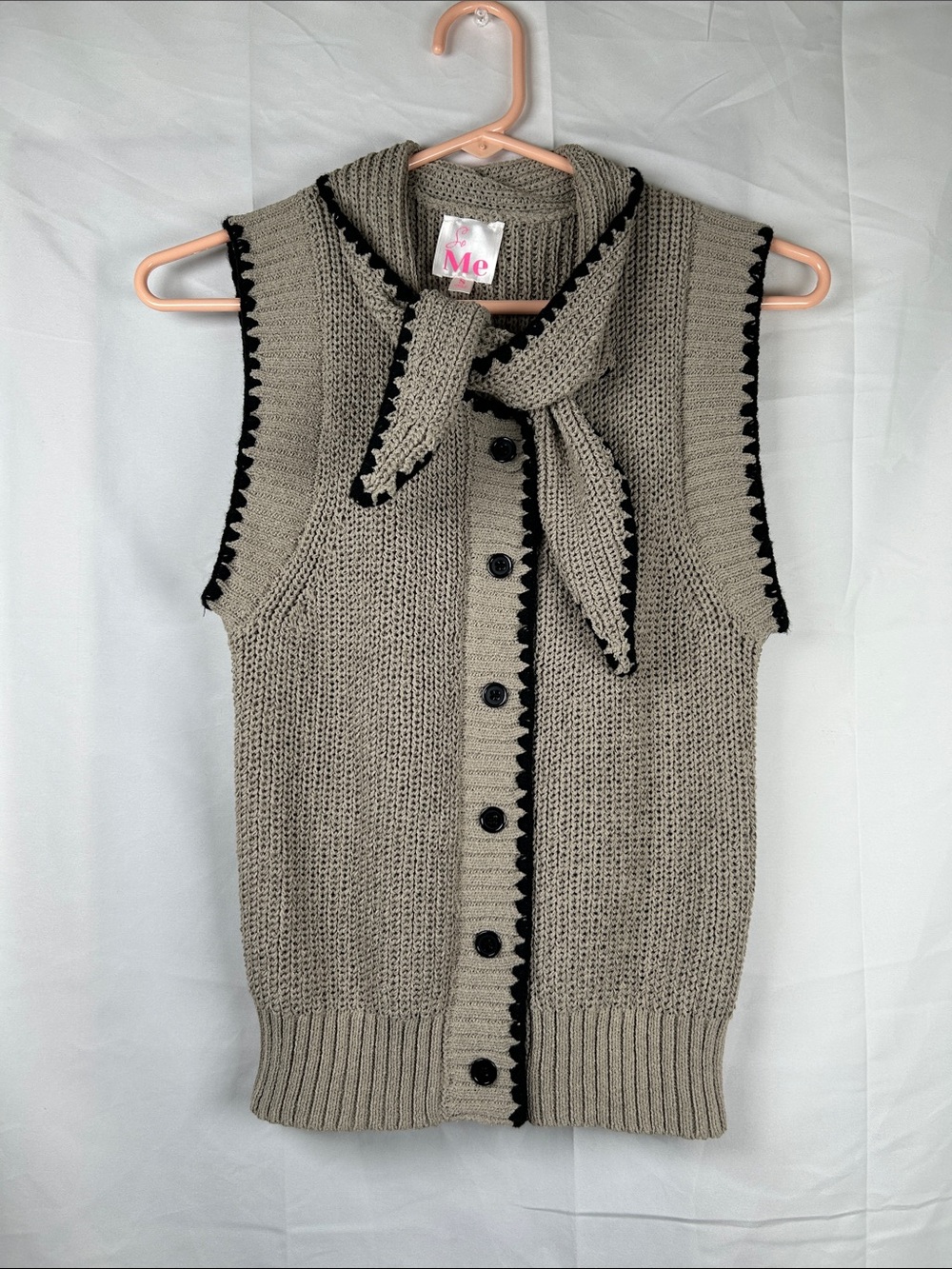 So Me Tie Neck Button Up Sweater Vest Women’s Small Beige Black Contrast Trim